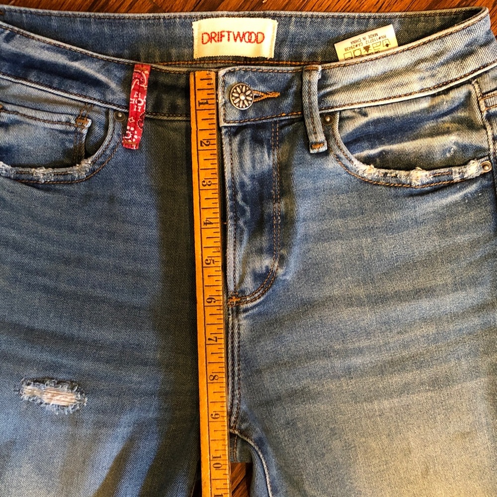 DRIFTWOOD Jackie High Rise, Distressed Skinny Jeans - Picture 6 of 8